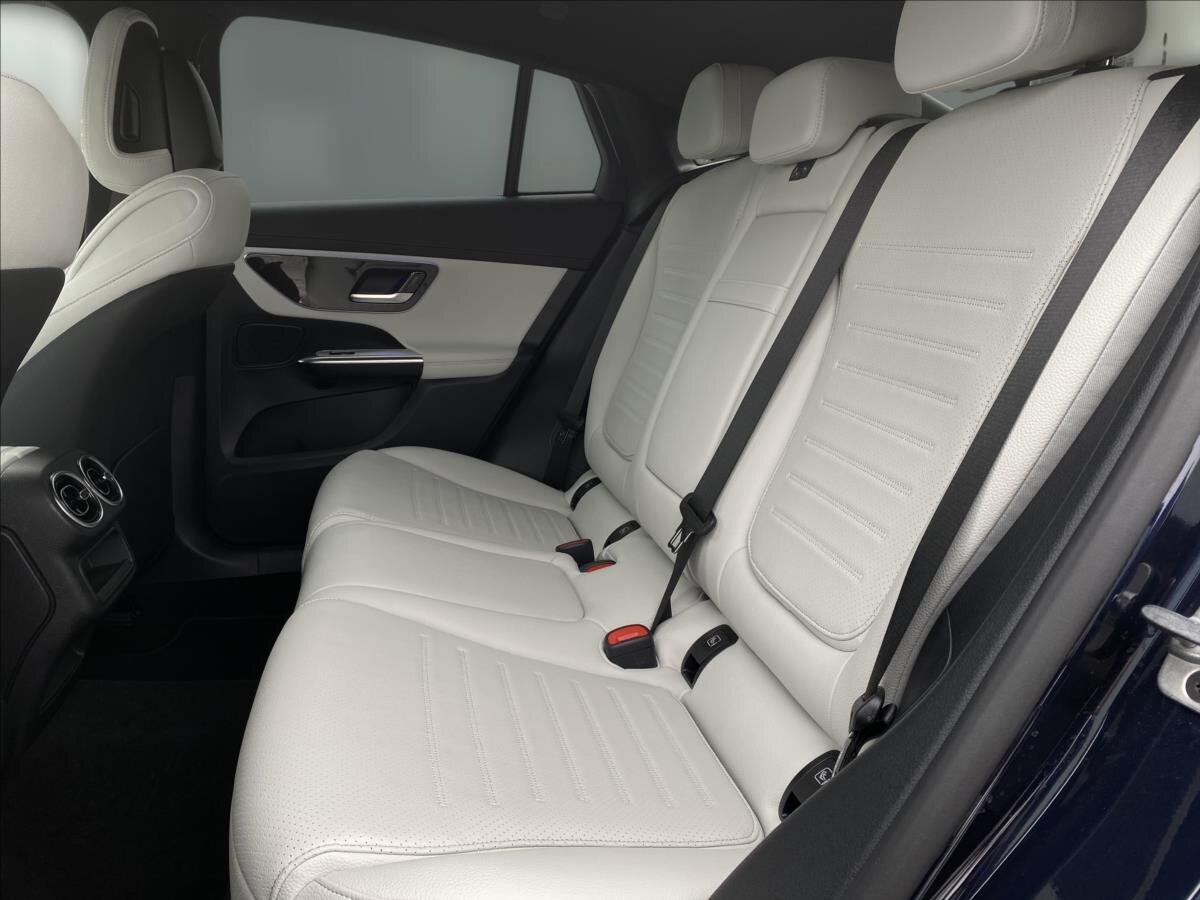 Mercedes-Benz GLC SUV / Terénní 2,0 l 145 kw