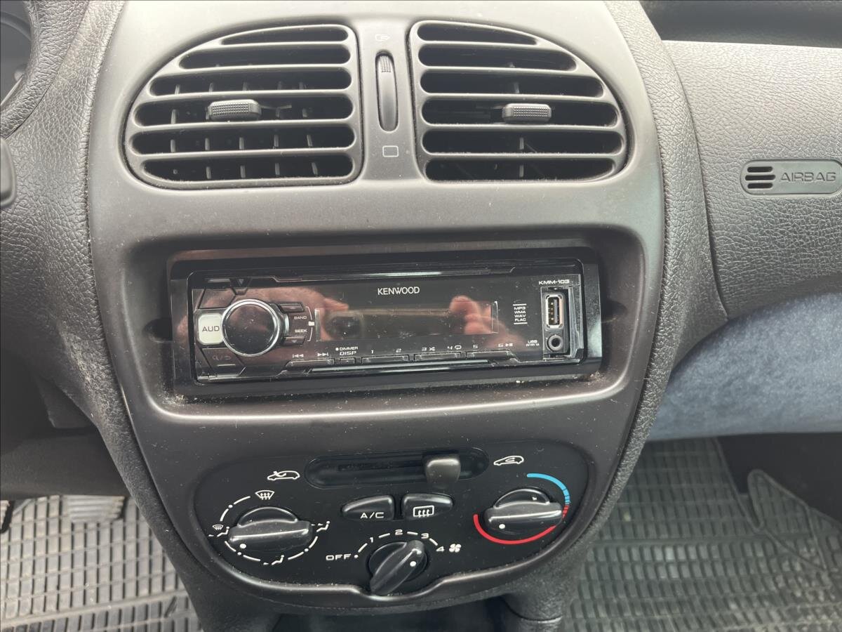 Peugeot 206 Hatchback 1,4 l 55 kw