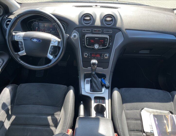 Ford Mondeo Kombi 2,2 l 147 kw