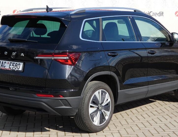 Škoda Karoq SUV / Terénní 1,5 l 110 kw