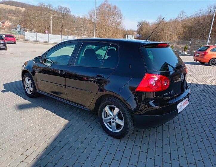 Volkswagen Golf Hatchback 1,4 l 59 kw