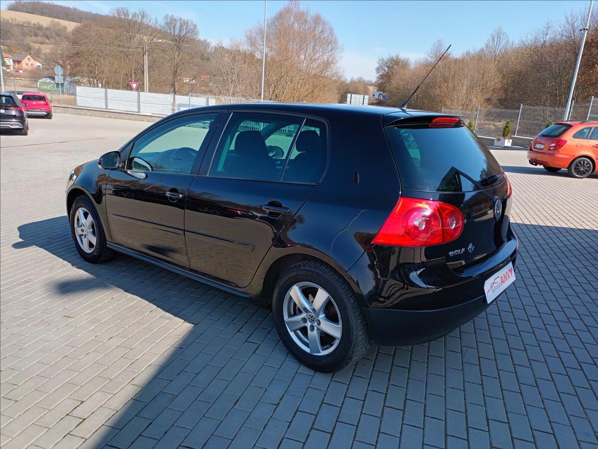 Volkswagen Golf Hatchback 1,4 l 59 kw