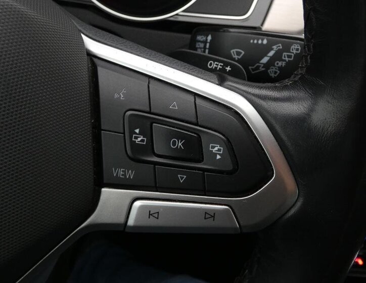 Volkswagen Passat 12