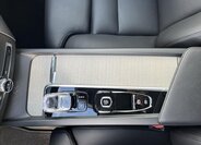 Volvo XC60 SUV / Terénní 2,0 l 145 kw