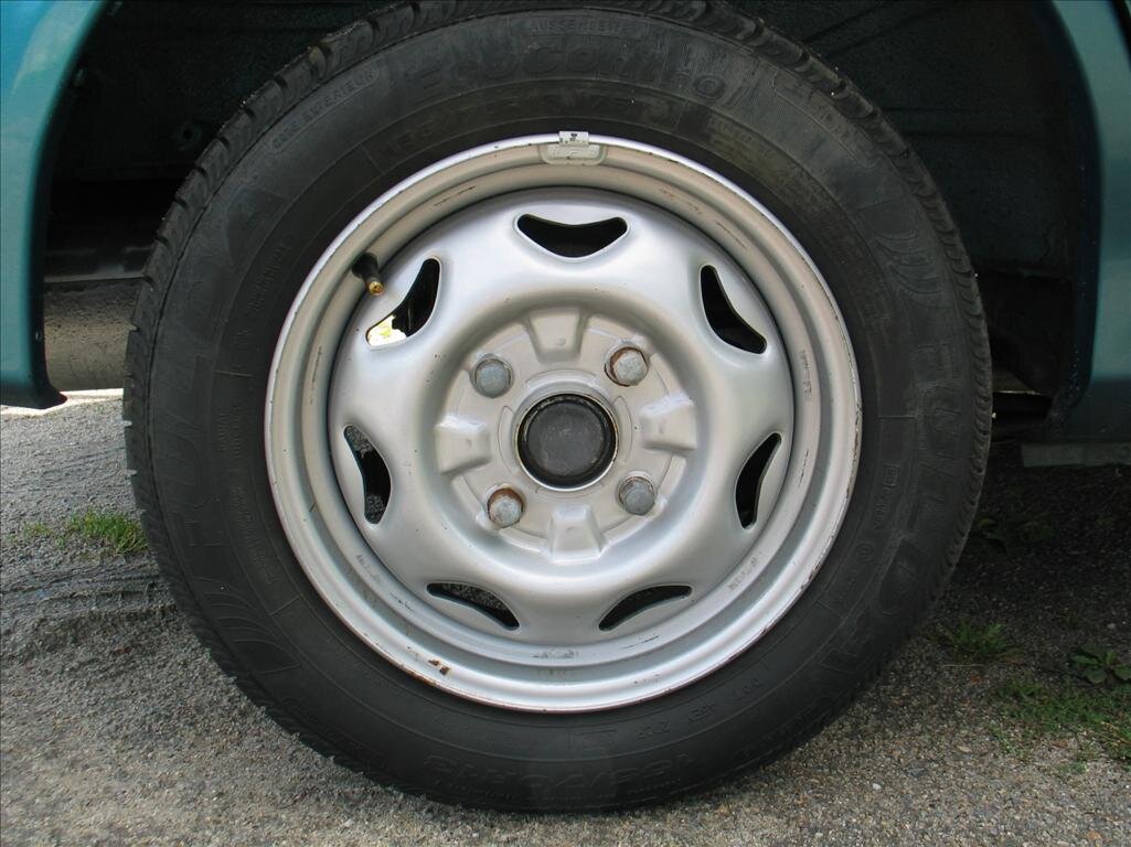 Suzuki Swift Hatchback 993,0 39 kw