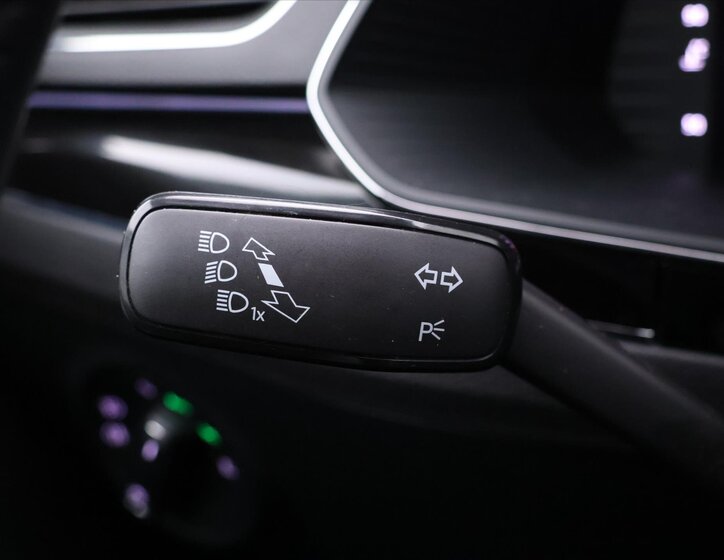 Škoda Superb Liftback 2,0 l 110 kw