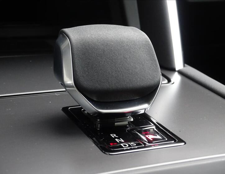 Land Rover Discovery Sport 12