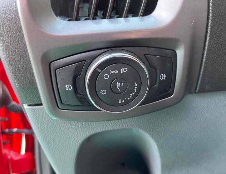 Ford Transit Custom 14