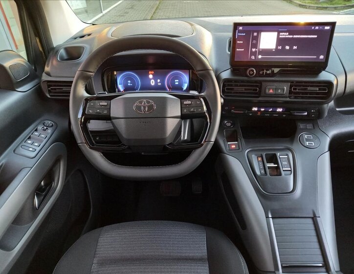 Toyota ProAce City Verso 6