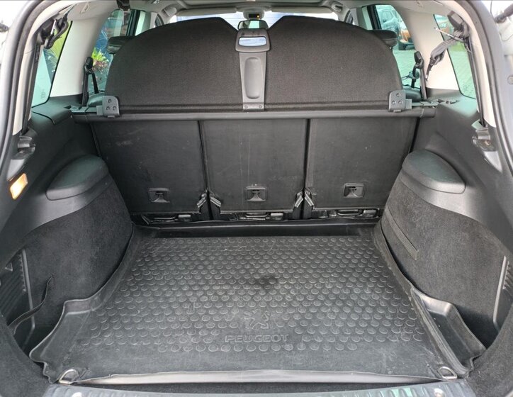 Peugeot 308 Kombi 1,6 l 82 kw