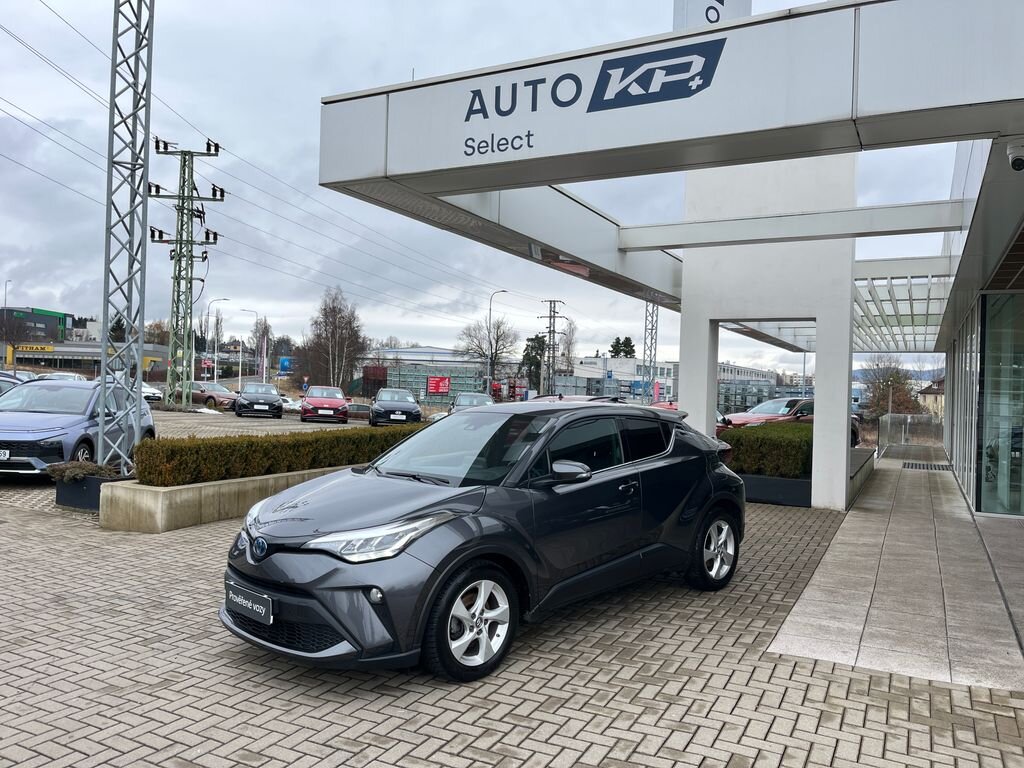 Toyota C-HR SUV / Terénní 1,8 l 72 kw