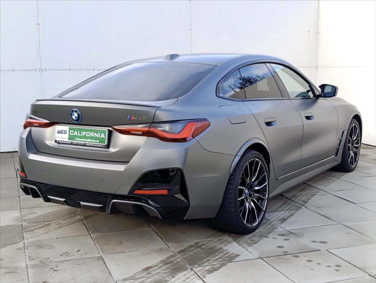 BMW i4 Sedan / Limuzína 0,0 400 kw