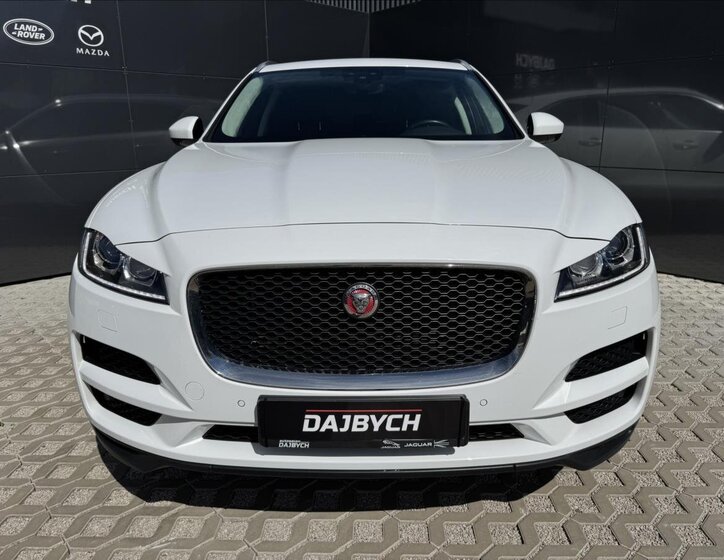 Jaguar F-Pace SUV / Terénní 2,0 l 184 kw