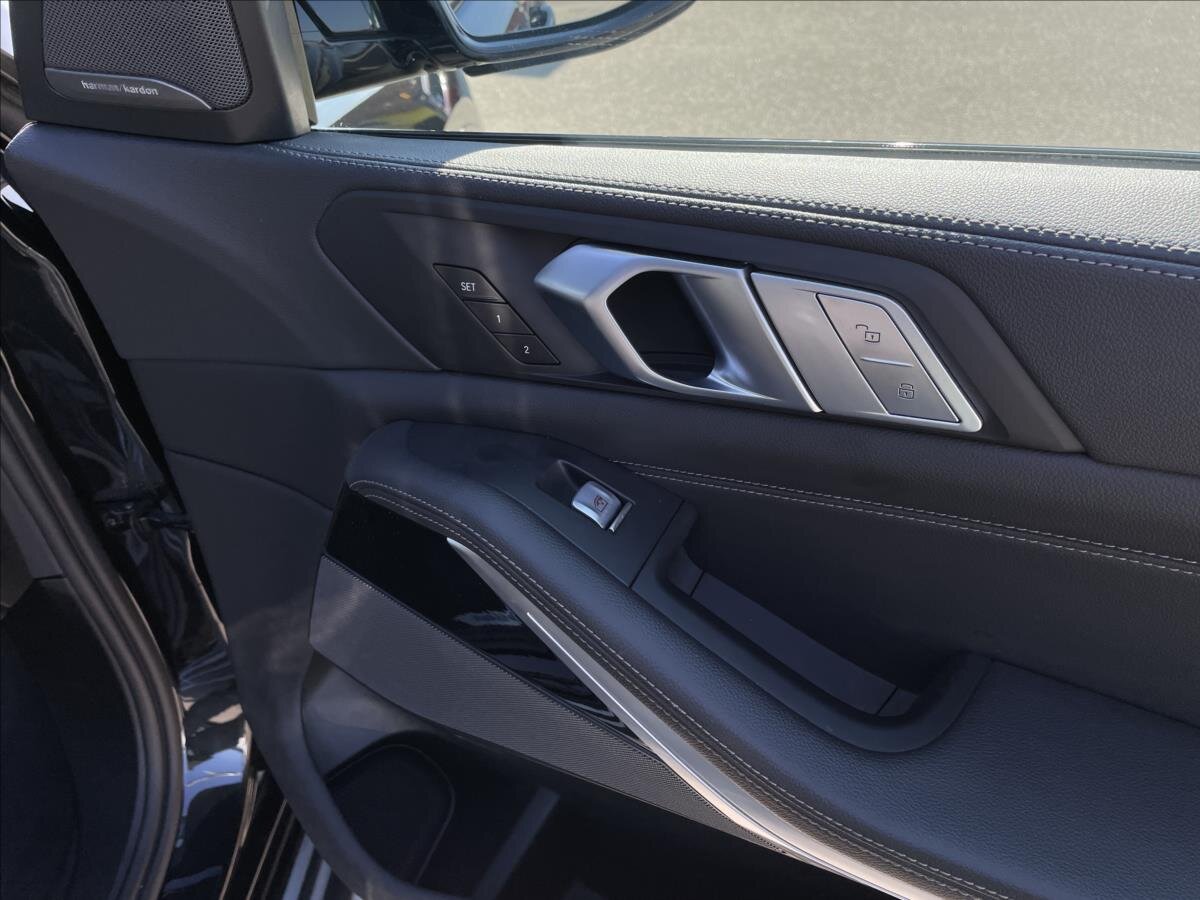 BMW X7 SUV / Terénní 3,0 l 195 kw