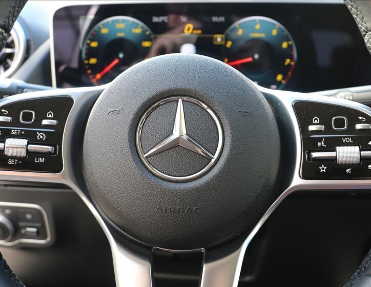 Mercedes-Benz Třídy B Kombi 1,3 l 100 kw