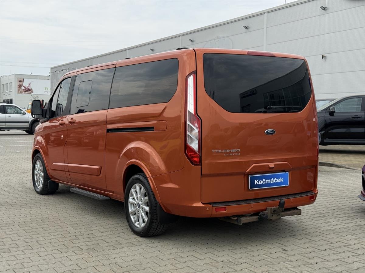 Ford Tourneo Custom MPV 2,0 l 125 kw