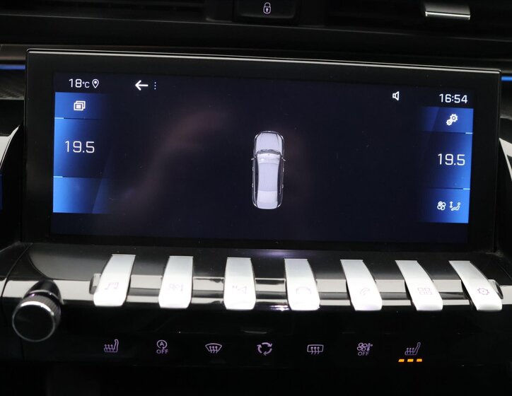 Peugeot 508 Liftback 1,6 l 133 kw