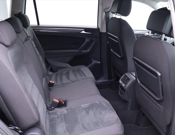 Volkswagen Tiguan Allspace 14