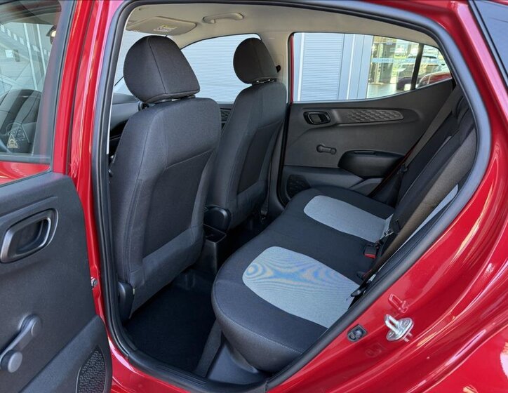 Hyundai i10 Hatchback 998,0 49 kw