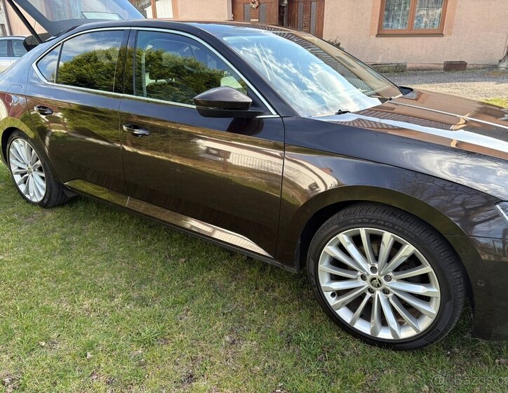 Škoda Superb Sedan / Limuzína 0,0 145 kw