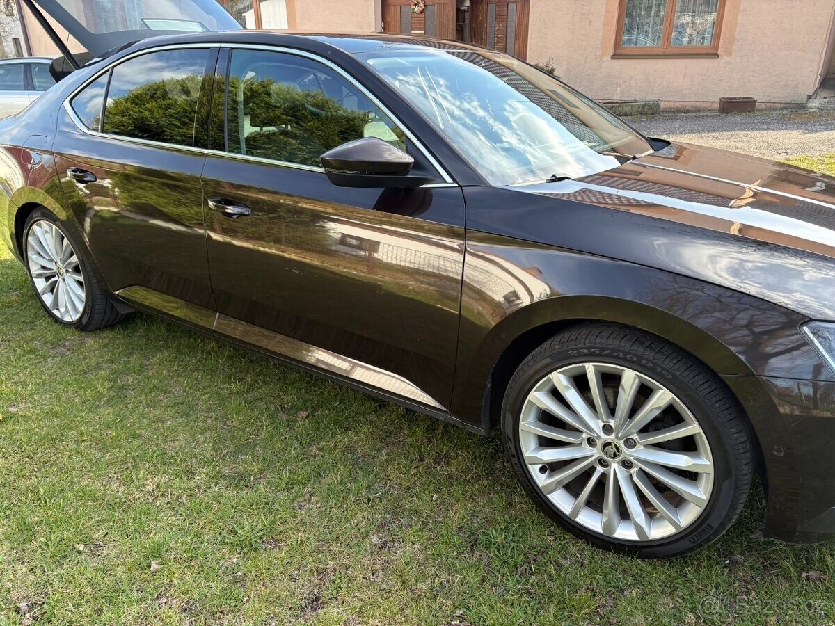 Škoda Superb Sedan / Limuzína 0,0 145 kw