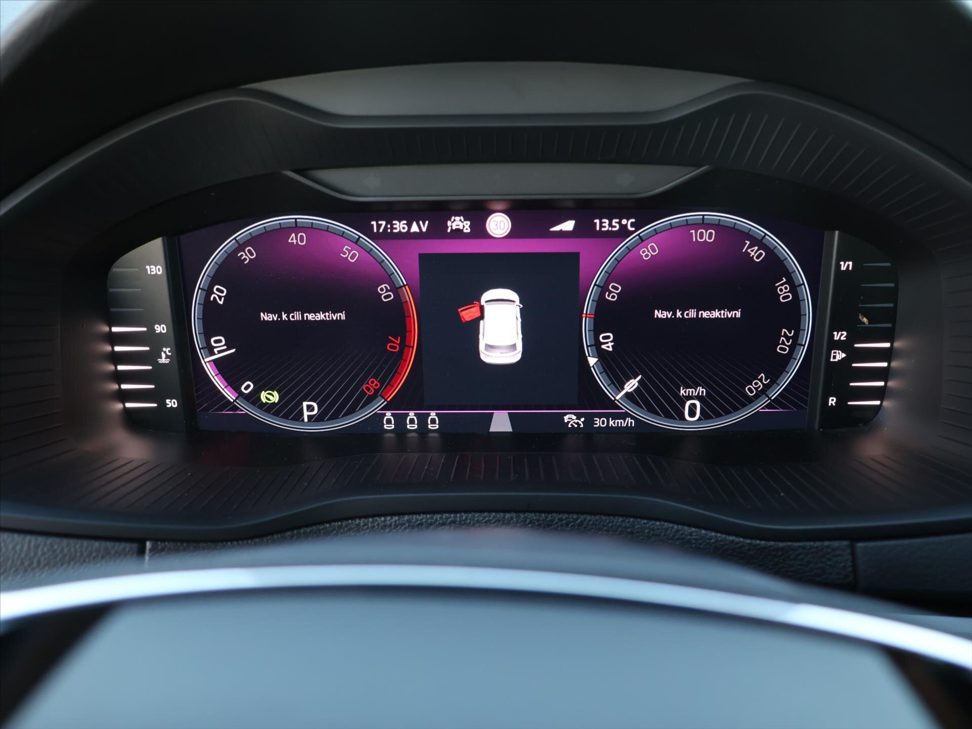 Škoda Karoq SUV / Terénní 2,0 l 140 kw