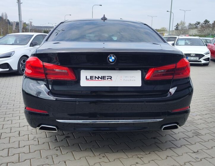 BMW Řada 5 Sedan / Limuzína 3,0 l 235 kw