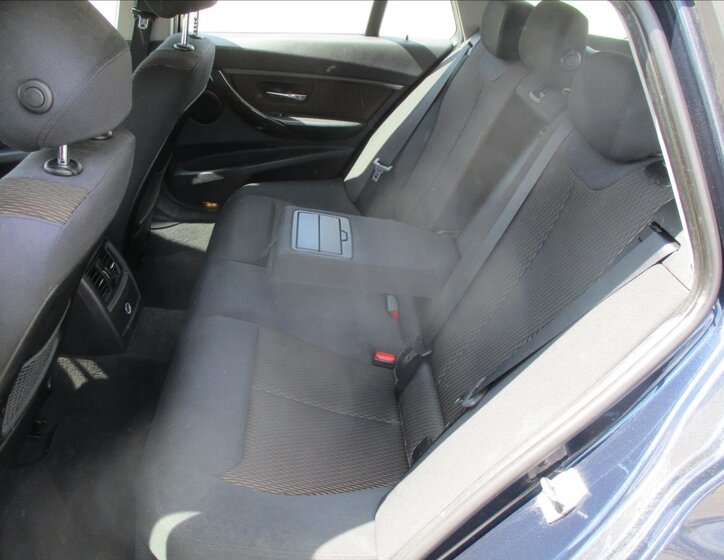 BMW Řada 3 Kombi 2,0 l 135 kw