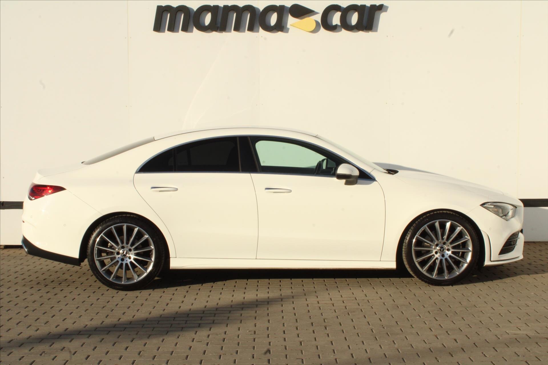 Mercedes-Benz CLA Sedan 2,0 l 140 kw