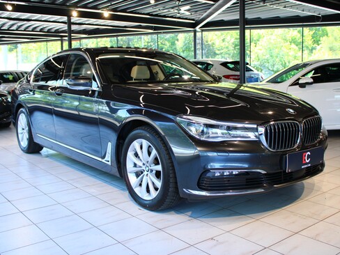 BMW Řada 7