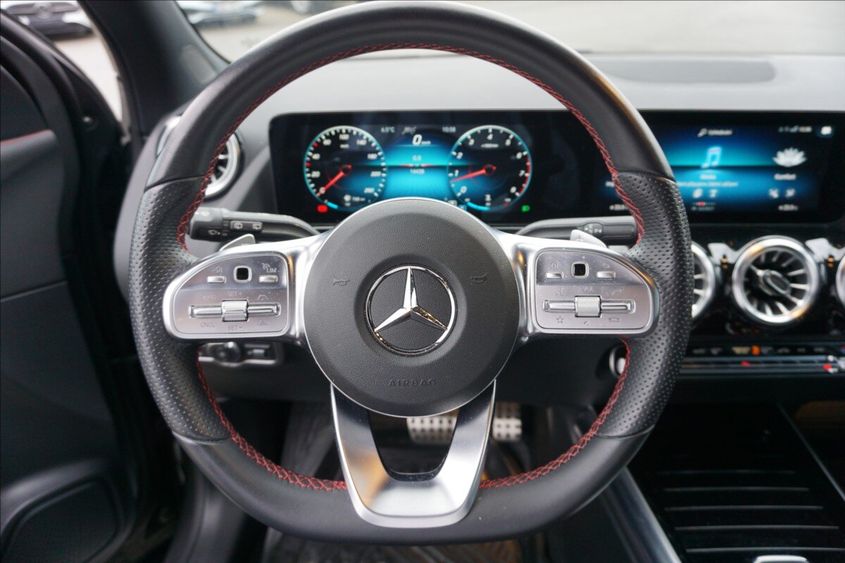 Mercedes-Benz GLA SUV 2,0 l 165 kw