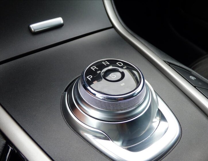 Ford S-MAX MPV 2,0 l 110 kw