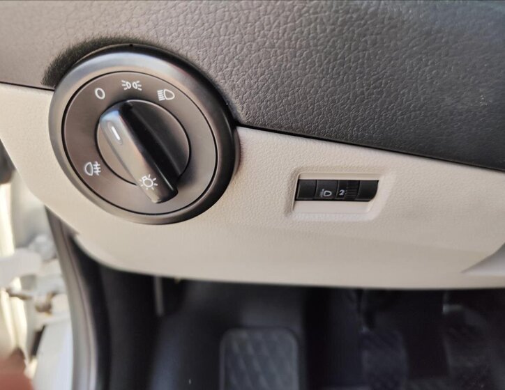 Volkswagen Transporter Ostatní 2,0 l 84 kw