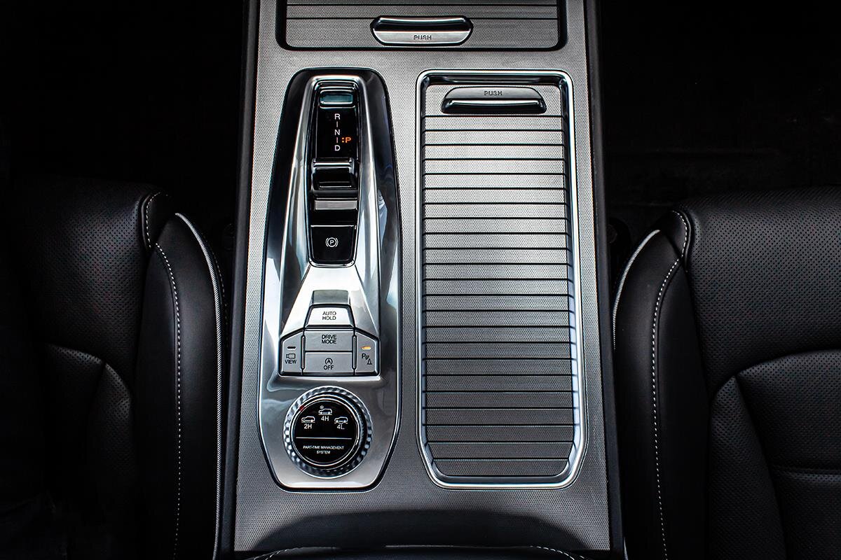 SsangYong Rexton SUV 2,2 l 149 kw