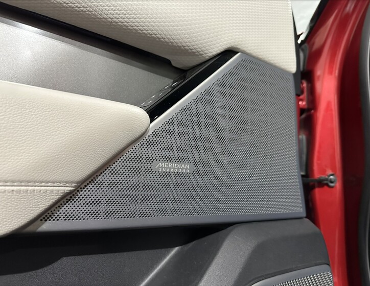 Land Rover Range Rover Velar 7