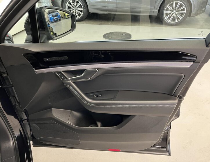 Volkswagen Touareg 37