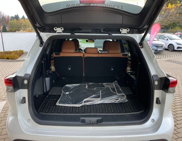 Toyota Highlander 34