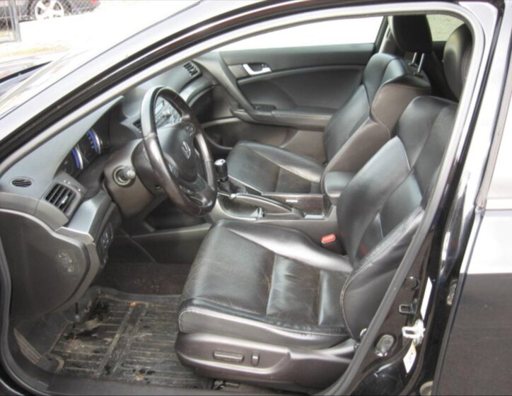 Honda Accord Kombi 2,4 l 148 kw