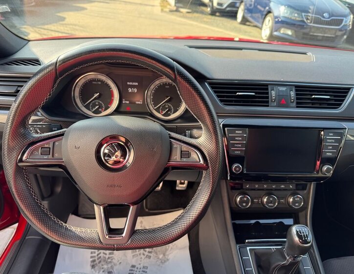 Škoda Superb Kombi 1,4 l 110 kw