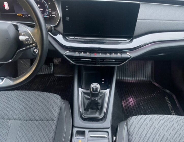Škoda Octavia Kombi 1,5 l 110 kw