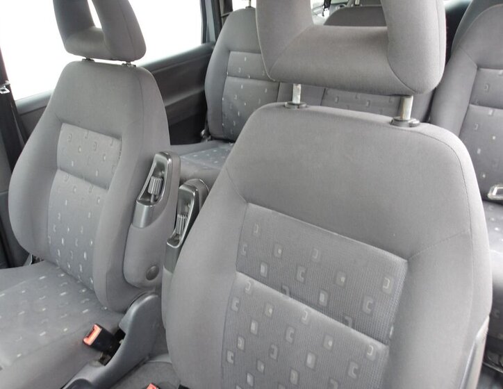 Volkswagen Sharan Kombi 1,9 l 85 kw