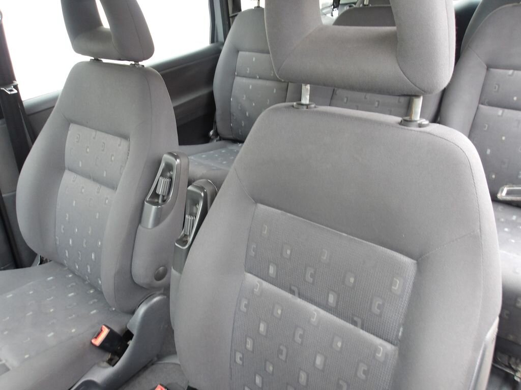 Volkswagen Sharan Kombi 1,9 l 85 kw