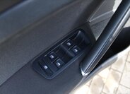 Volkswagen e-Golf 24