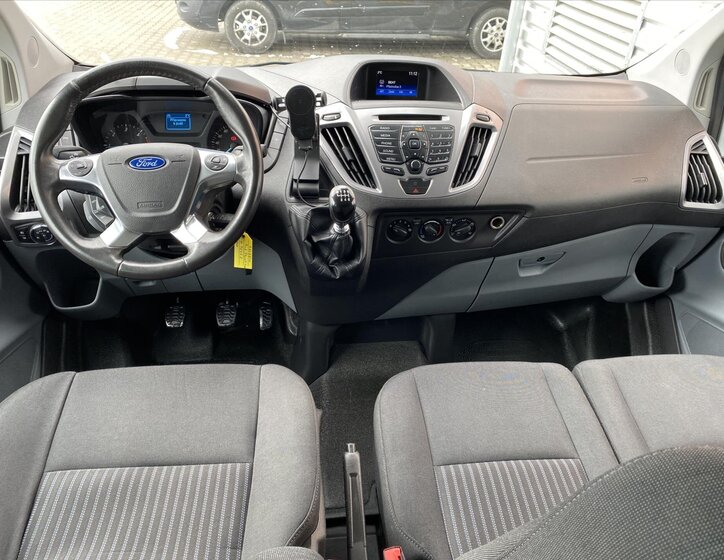 Ford Tourneo Custom MPV 2,0 l 96 kw
