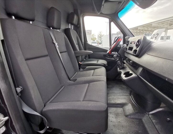 Mercedes-Benz Sprinter Valník 3,0 l 140 kw