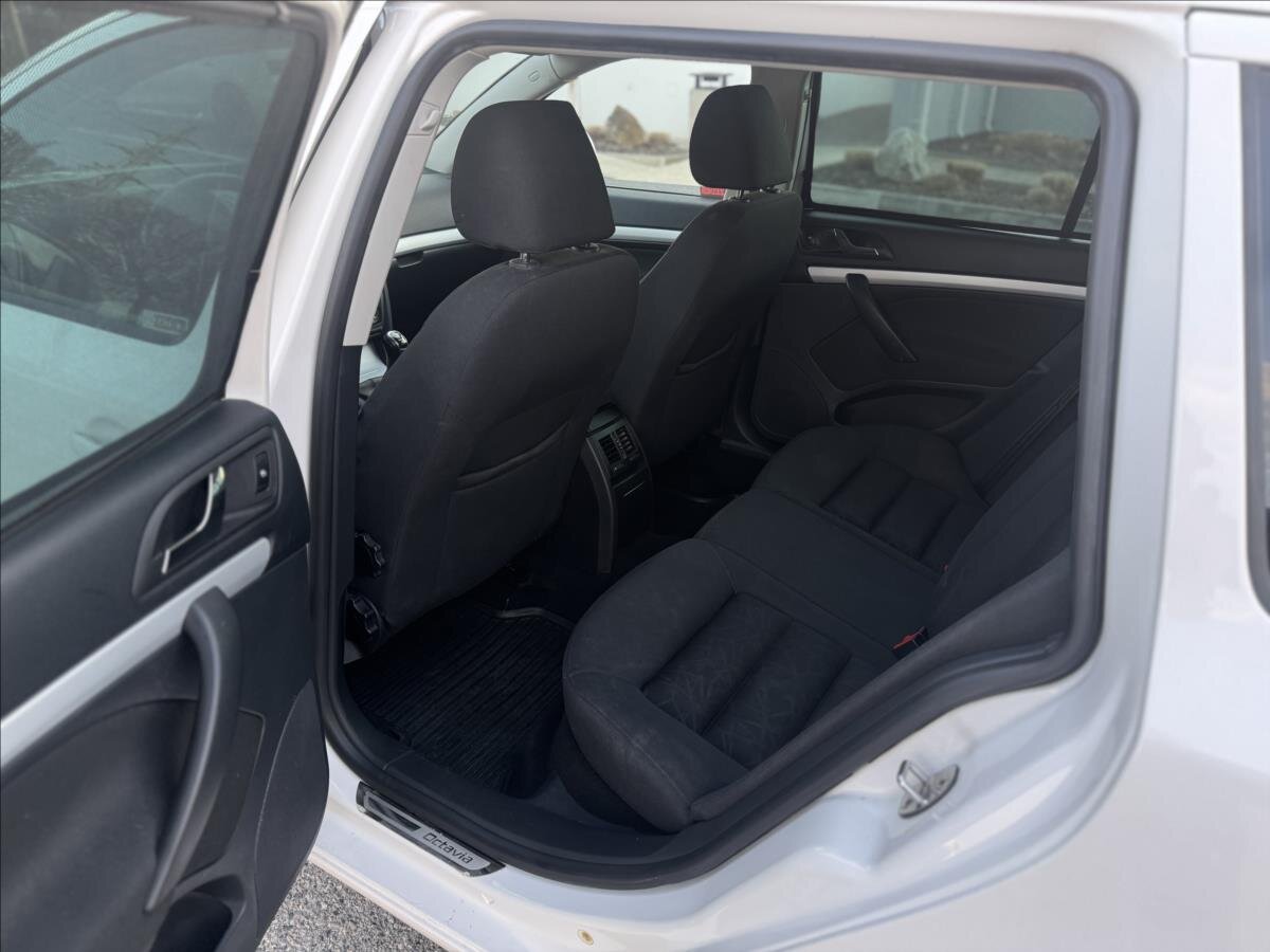 Škoda Octavia Kombi 2,0 l 81 kw