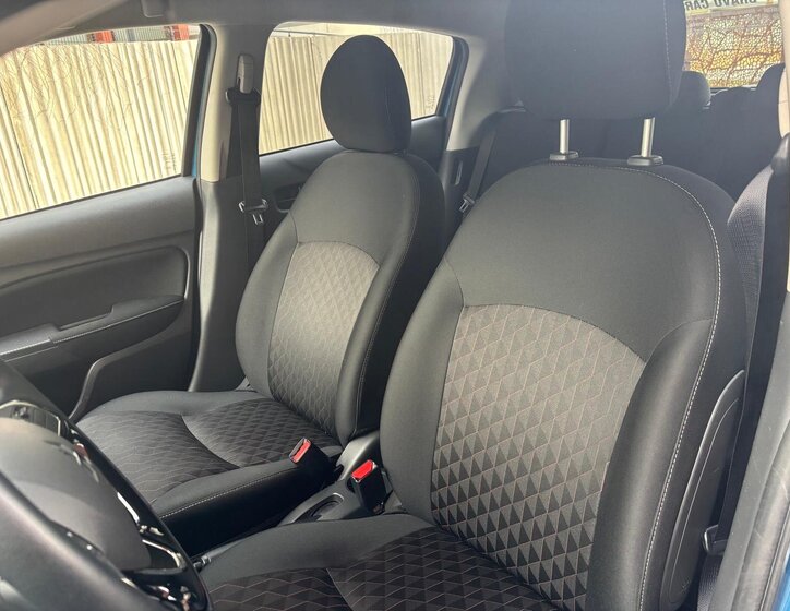 Mitsubishi Space Star Hatchback 1,2 l 52 kw