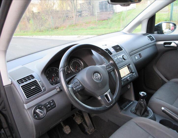 Volkswagen Touran 12