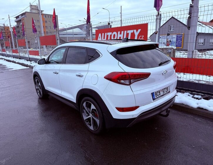 Hyundai Tucson 9