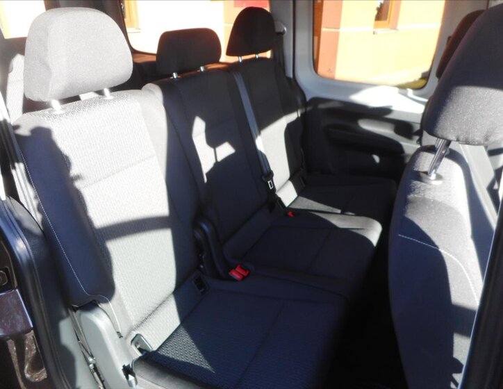 Volkswagen Caddy 27
